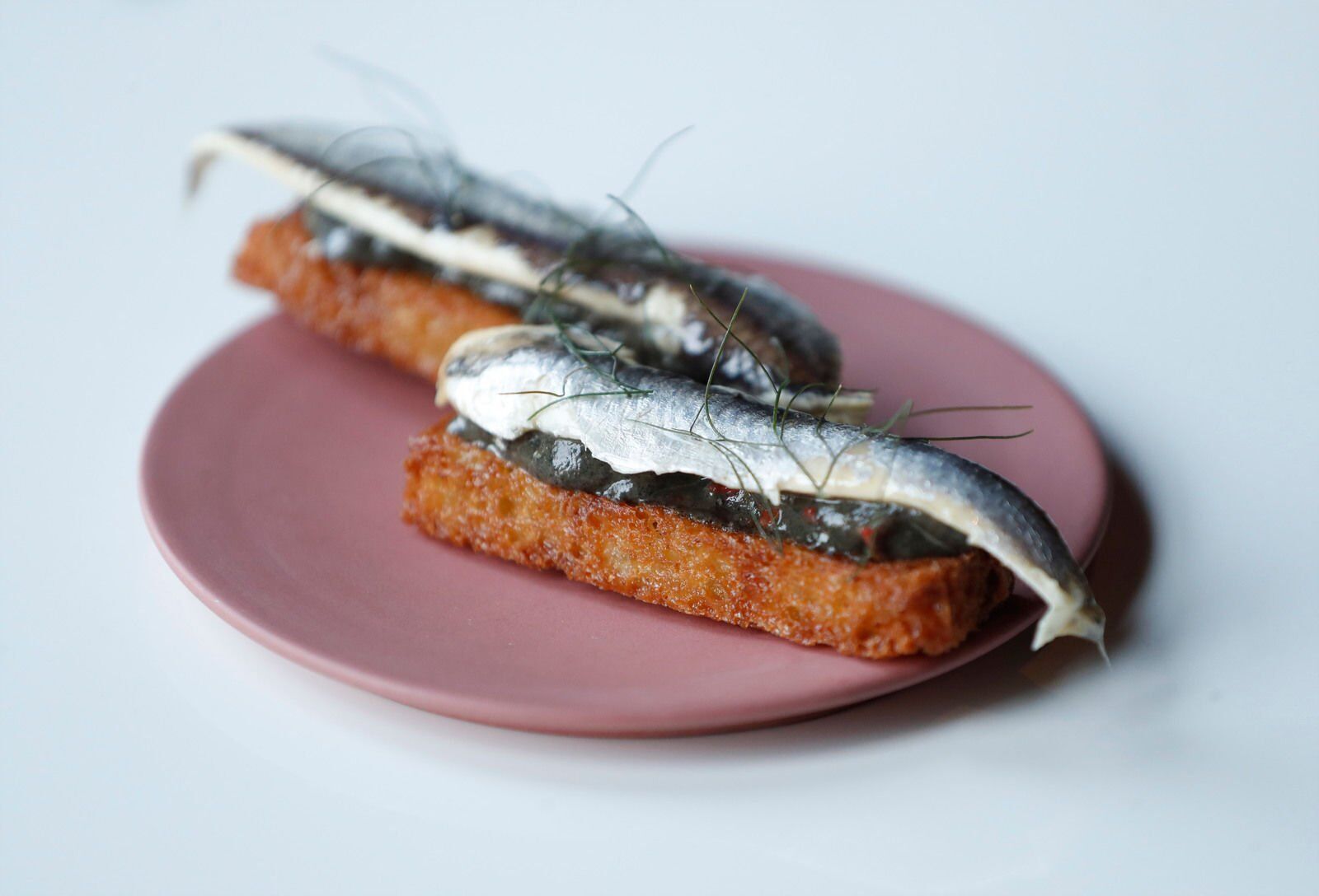 Spanish anchovy on pan tomate at Waxlight Bar a Vin
